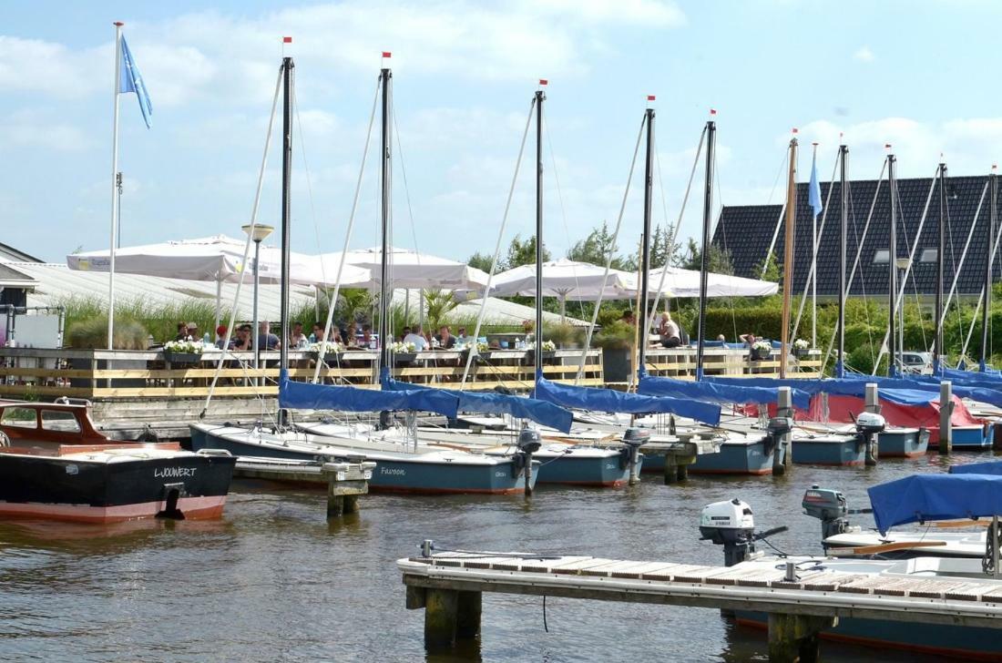Chalet 'De Lanterfanter' Grou Apartamento Exterior foto